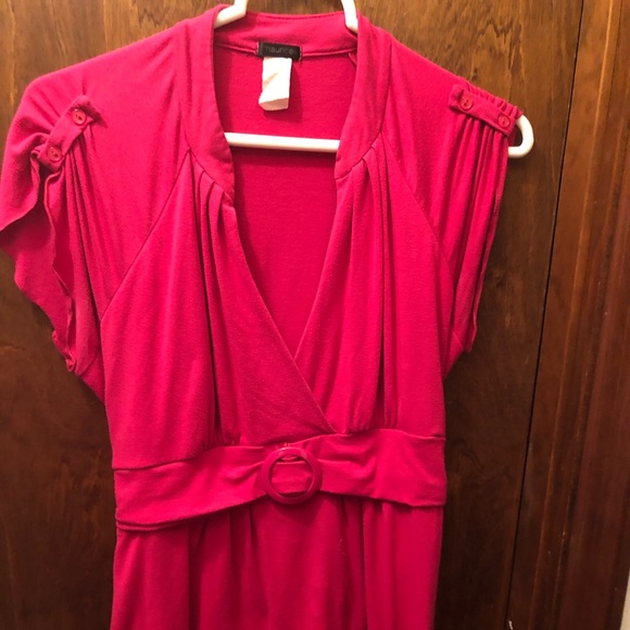 Maurices Tops - Host pick X2! 3/$10 Pink Maurice’s low-cut top